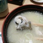 すし食いねぇ！ - なんと目玉付き