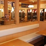 Daishiken - 広々とした店内