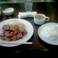 キャトルラパン - ランチ300ｇ1050円