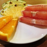 本格肉料理 丸小 - フルーツ