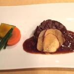 指宿ベイテラスホテルアンドスパ - 肉料理
            和牛フィレ肉のグリル
            
            