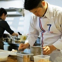 山地陽介 - 