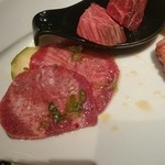 焼肉 平城苑 - タン、ヒレ