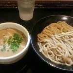 麺堂 稲葉 - 鶏白湯つけめん 大盛 国産小麦麺 あつ盛