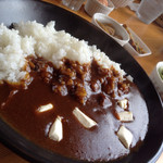 欧風カレー工房チロル - 欧風カレーにクリームチーズをトッピング〜
