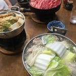 すき焼･鍋物 なべや - 3種類の鍋が並ぶ♡