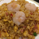 上海菜館 - ピリ辛五目チャーハン（800円）