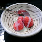 Torimabushi - コース料理にに付いているデザート。特別に♪
