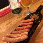 ガラクタ カフェアンドバー - 【ソーセージ】３種　¥500