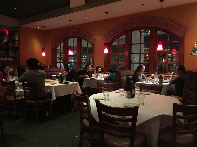 Romano's Macaroni Grill Honolulu （ロマノズ・マカロニ