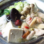《Reservation required》Vietnamese herbal hotpot 1550 yen per person (from 2 people)