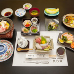 料理旅館　久乃家 - 久乃家の富山料理は、鮮度が違います。当館では、四方・水橋漁港から当日直送の新鮮なお魚料理を提供しております。

お手頃価格でご提供しておりますので、お客様からも好評を得ております。