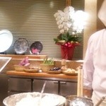 てんぷら 近藤 - 近藤さんにお願いして、1枚だけ写真を撮らせていただきました(*￣∇￣)ノ