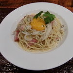 ジャジー クロス - 牛乳だけを使ったあっさりカルボナーラ