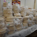 アジアン ケバブ - ケバブサンド用の大量のピタパン