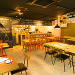 ビストロ酒場 ウラロジ - 1F席