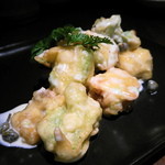 焼ハマグリル - タコとアヴォガドのフリット