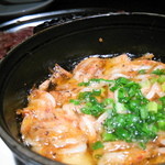 焼ハマグリル - 桜エビのアヒージョはエビとマッシュルーム入り