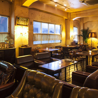 トウキョウ サロナード カフェ ダブ_2