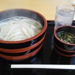 手打ちうどんますや - 本日のセレクト　　　　　　　　　　釜揚げうどん小　280円