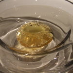 Fujiya 1935 - クリアーなトマトのスープ　オリーブオイルのジェラート