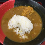 極楽うどん TKU - すっかり500gのうどんを平らげてからごはんを投入d(^_^o) トロッと混ざってすっかりリゾットに（笑）鶏天も1個残しておけばとてもリッチな〆飯になるよ*\(^o^)/*