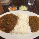 東京 京橋屋カレー - キーマとチキンのツインカレー