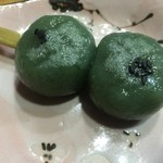 御菓子司梅月堂西店 - 草だんご（￥141）