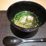 神保町 傳 - 豚肉とお漬物のスープです。