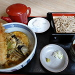 竹 - 料理写真:天丼（ミニそば付き）