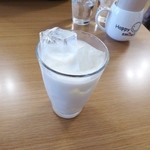 スープカレーハウスしっぽ - ドリンク写真:ラッシー