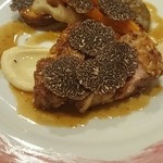 トラットリアビコローレヨコハマ - 山形ひらまき豚。トリュフ！
      三浦野菜と加賀大根、インカのめざめ、セロリピューレ