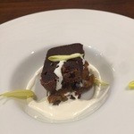 kaFka - チョコレートのテリーヌ　バナナソテー添え