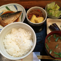 ステーキ鉄板焼 しゅうえ - 日替り さば煮付け 680円税込