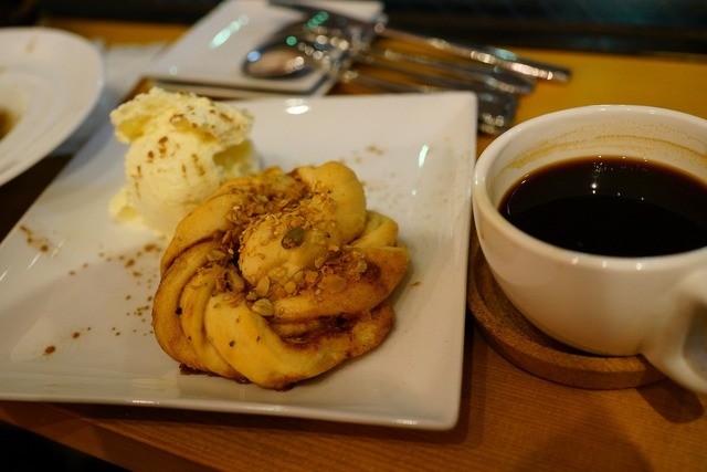 リドル コーヒーアンドバー Riddle Coffee Bar 大塚 ワインバー 食べログ