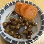 Mitsubachi - あんず豆かんのテイクアウト。黒蜜をかけて…。