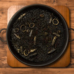 Squid ink fideua