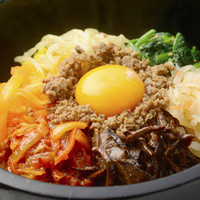 石焼ビビンバ(黒毛和牛肉入り）
