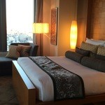 マンダリンオリエンタル 東京 - ベッド　キングサイズ　コーナースイート