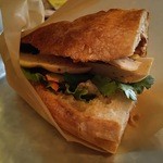 ビンヤン - ベトナムハムとチーズのバインミー