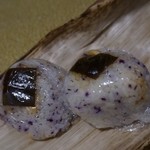 島宿　真里 - お土産のおむすび