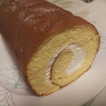 フジヤ和洋菓子店 - よくばりなロールケーキ