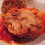 bistro D - 中はこんな感じ。コクのあるライスにチーズも入ってて
      とっても美味しい～トマトソースも酸味と甘みがちょうどいいね。