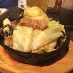 むぎばたけ - このホルモン鉄板がオススメ。