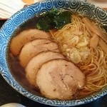 朝日屋 - チャーシュー淡麗中華そば