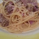 トラットリアビコローレヨコハマ - 自家製サルシッチャとむらさき大根、レモンのスパゲティ