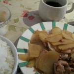 上海家庭料理 食楽 - 日替わり定食　鶏肉とじゃがいも炒め　2015.12