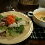 ビストロ アンプル 南欧食堂 - サラダ・スープ