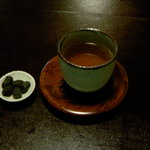 茶寮 宝泉 - しぼり黒豆とほうじ茶