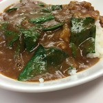 オニオン - ほうれん草カレー